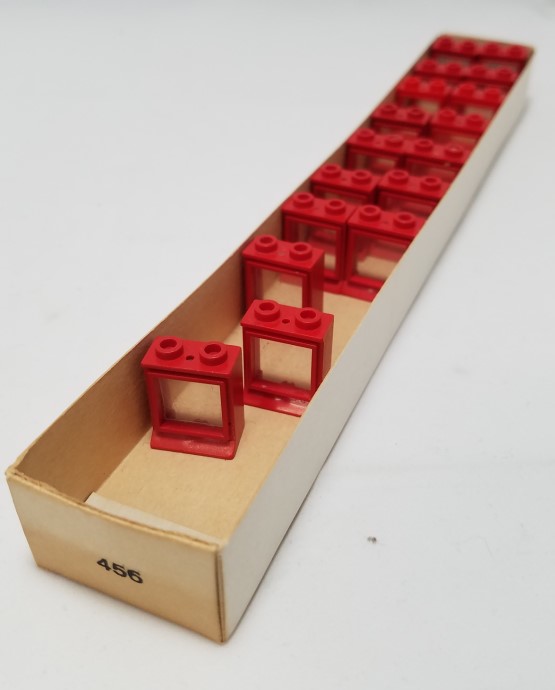 Конструктор LEGO (ЛЕГО) System 456 1 x 2 x 2 Window, Red or White