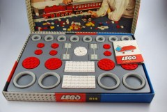 LEGO System 314 Large & Small Wheels & Turn-Table