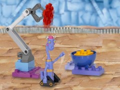 LEGO Explore 7496 Stretchy at Work