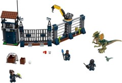 LEGO Jurassic World 75931 Dilophosaurus Outpost Attack