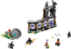 LEGO Marvel Super Heroes 76103 Corvus Glaive Thresher Attack