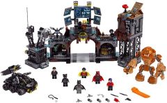 LEGO DC Comics Super Heroes 76122 Batcave Clayface Invasion