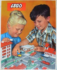 LEGO System 810 Town Plan - Continental European